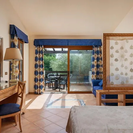 Club Esse Palmasera 4*