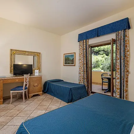 Club Esse Palmasera 4*