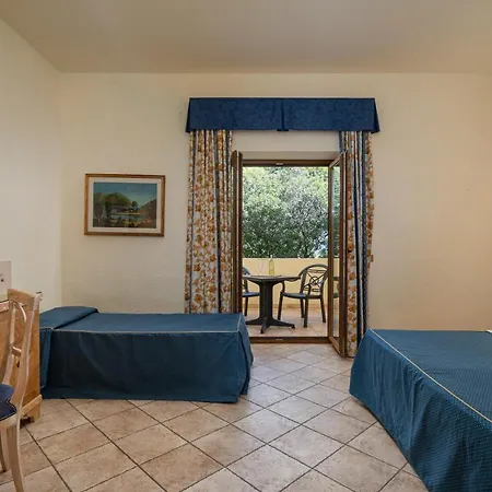 Club Esse Palmasera ホテル 4*