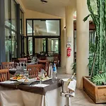 Club Esse Palmasera Hotel