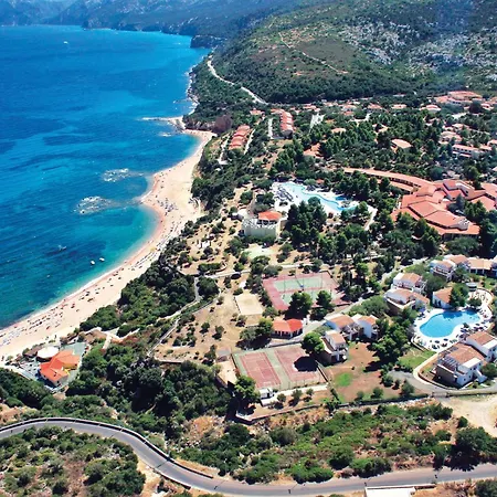 Club Esse Palmasera Hotel