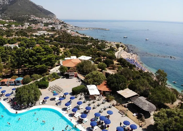 Отель Club Esse Palmasera