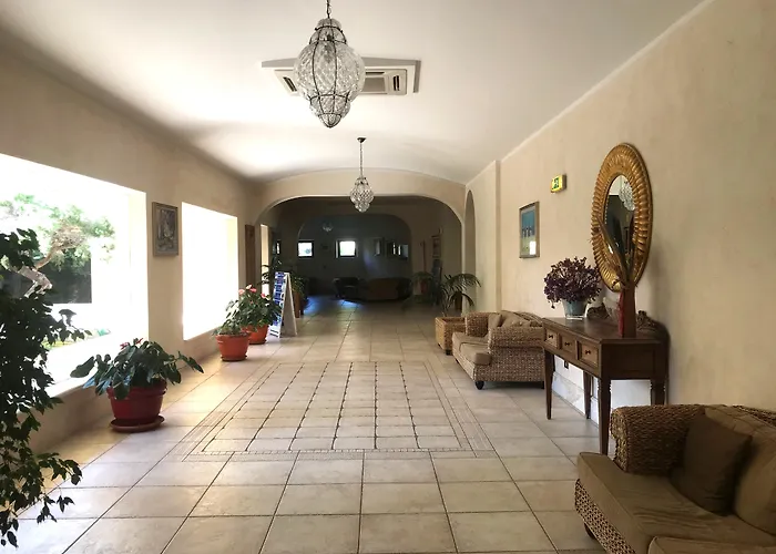 Club Esse Palmasera Hotel