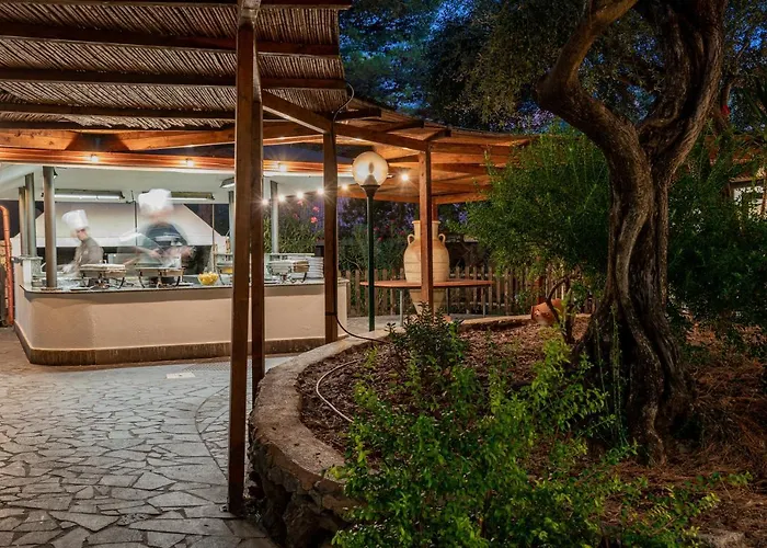 Club Esse Palmasera Отель Кала-Гононе