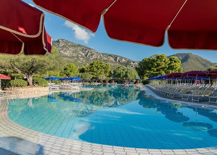 Club Esse Palmasera Отель