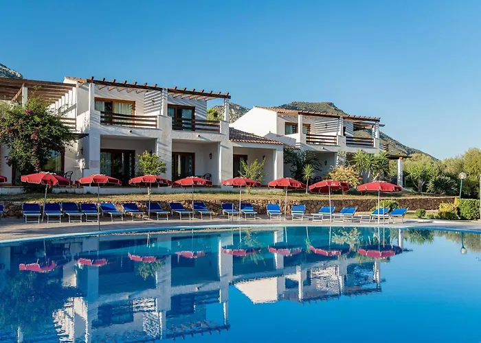 Club Esse Palmasera Hotel